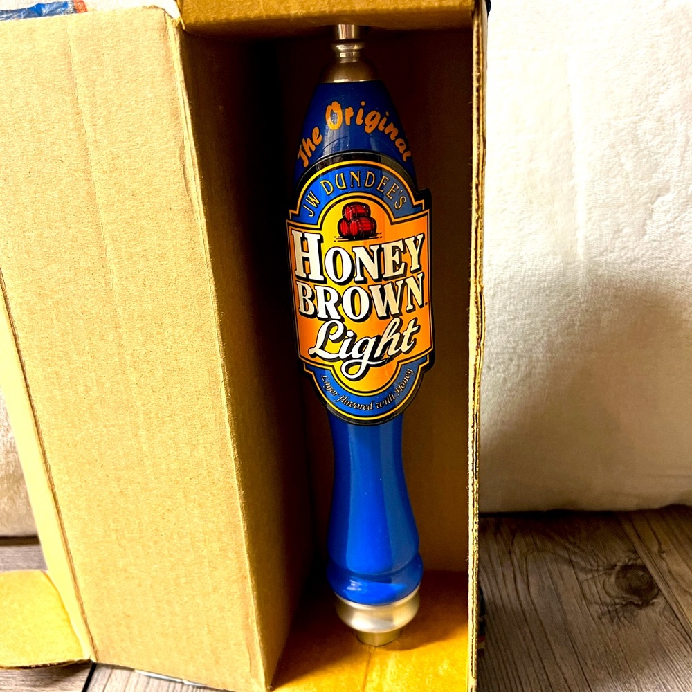 JW Dundee's Honey Brown Light Blue Wooden Beer Tap Handle 11.5" New in box